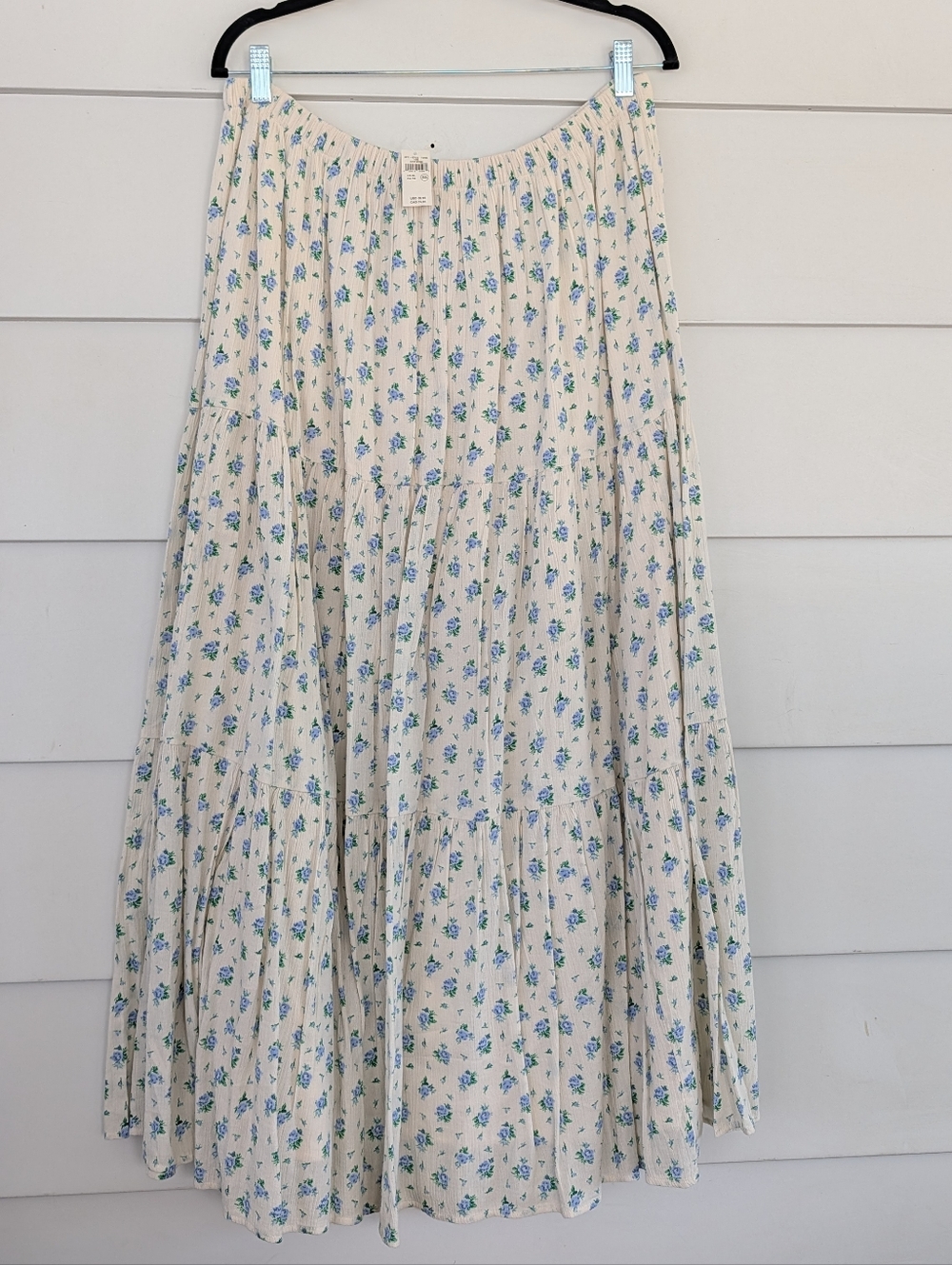 Aerie Women’s Floral Tiered Maxi Skirt - Cream with Blue Floral 💐 - XL